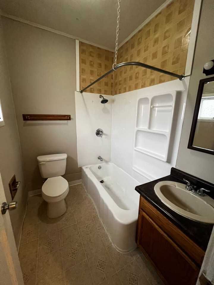 4519 4th Ave - Photo 4 of 9