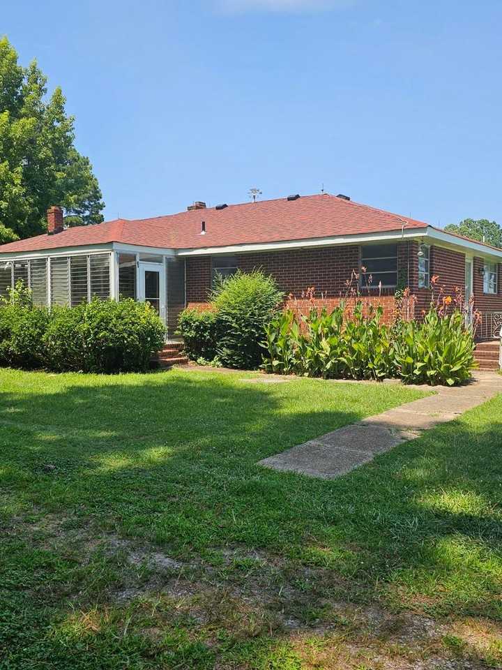 6250 Carrsville Hwy - Photo 2 of 14