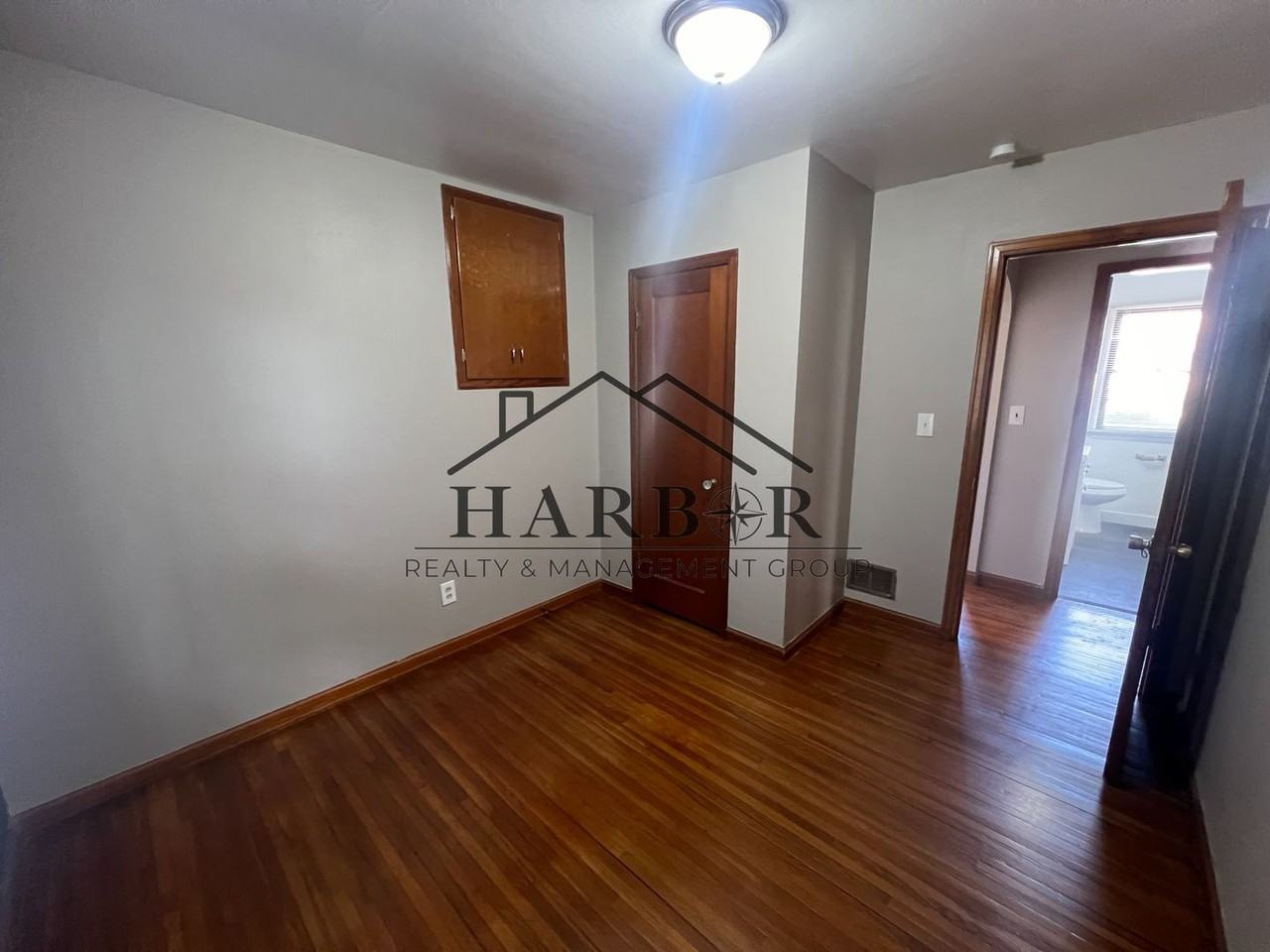 709 5th Ave Sw - Photo 2 of 15