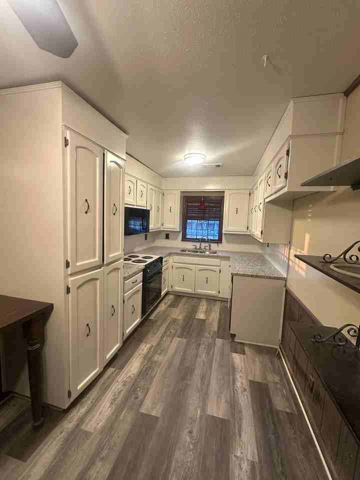 5107 Briarcliff Dr - Photo 3 of 32