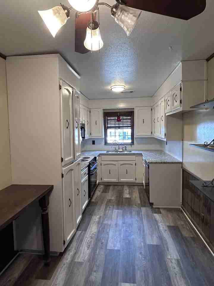 5107 Briarcliff Dr - Photo 7 of 32