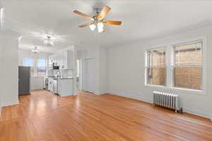 featured image of 1727 West Thorndale Avenue #3B