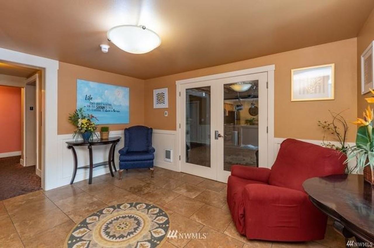 25 N Broadway #303 - Photo 5 of 20