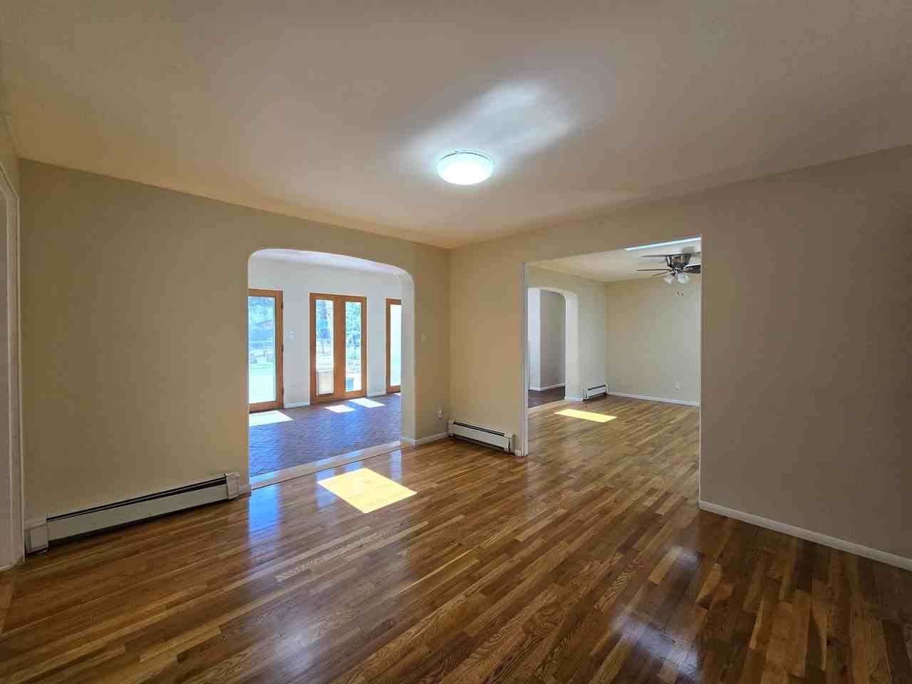 4557 Trinity Dr - Photo 7 of 42