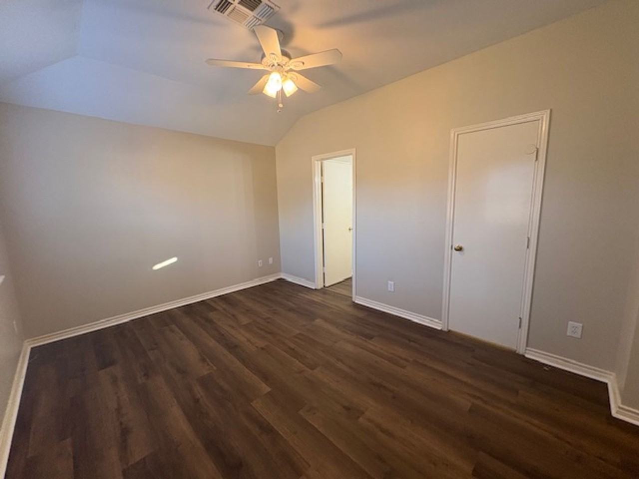 13205 Seadog Cir - Photo 6 of 29