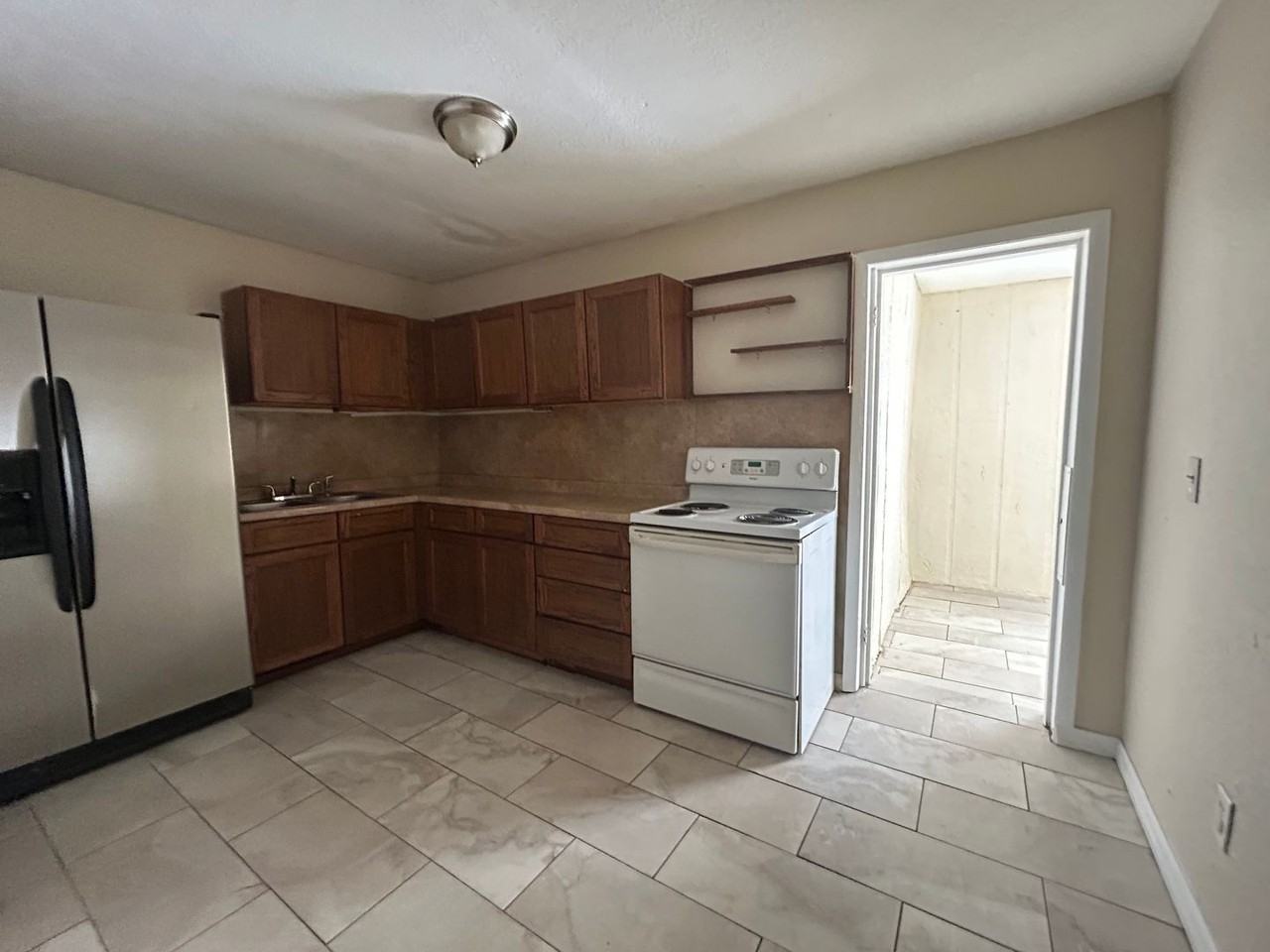 14 Bel Air St - Photo 2 of 14