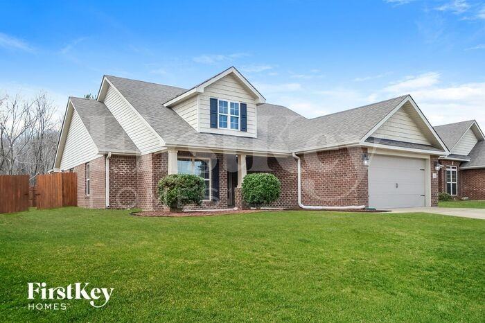 460 River Crest Dr N - Photo 2 of 15