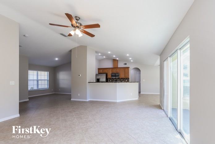 1860 Kim Acres Ln - Photo 3 of 15