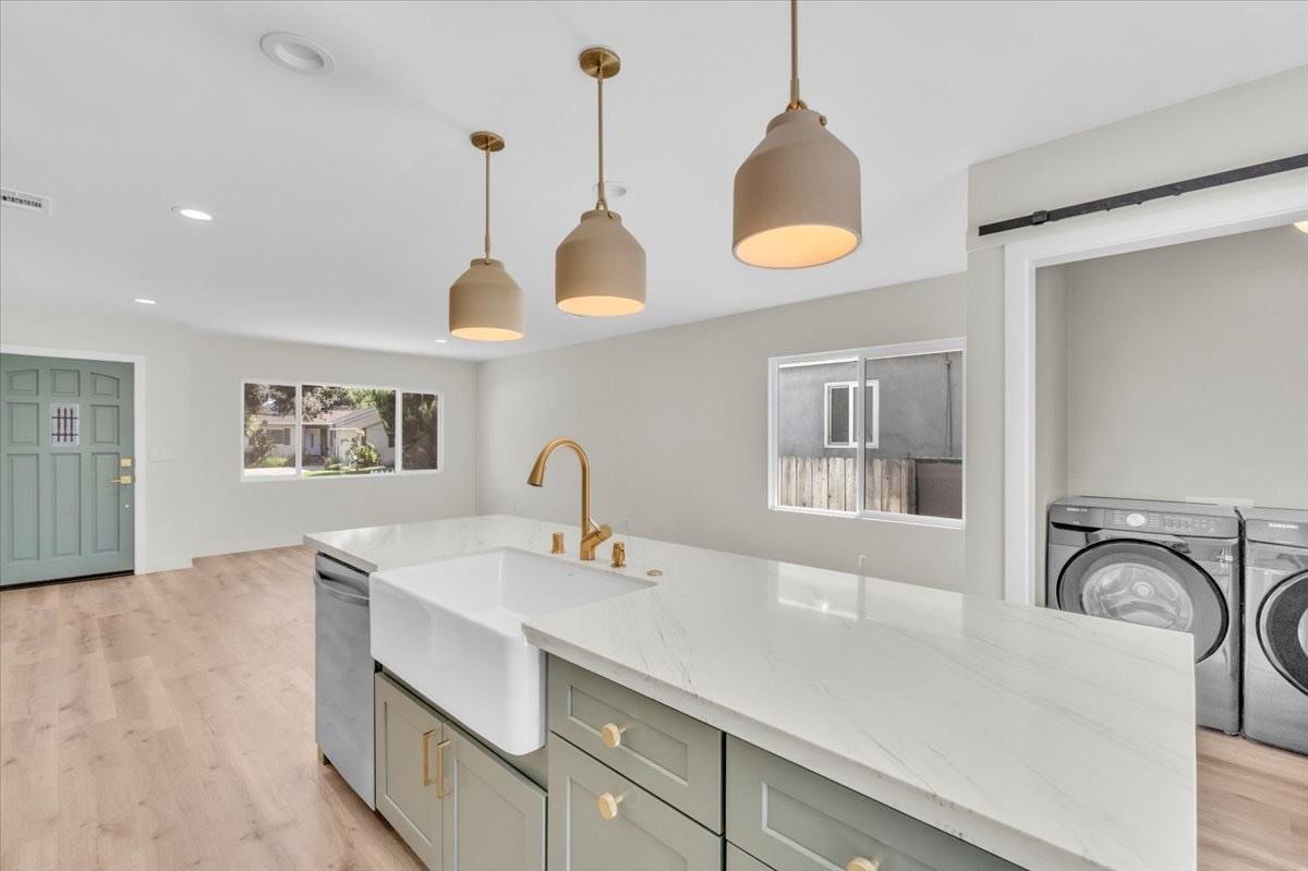 5215 Selmaraine Dr #NA - Photo 3 of 24