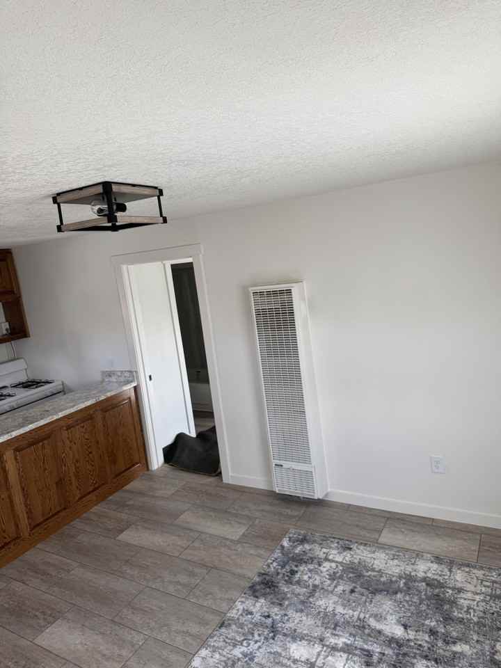 328 6th Ave E #1 - Photo 3 of 7