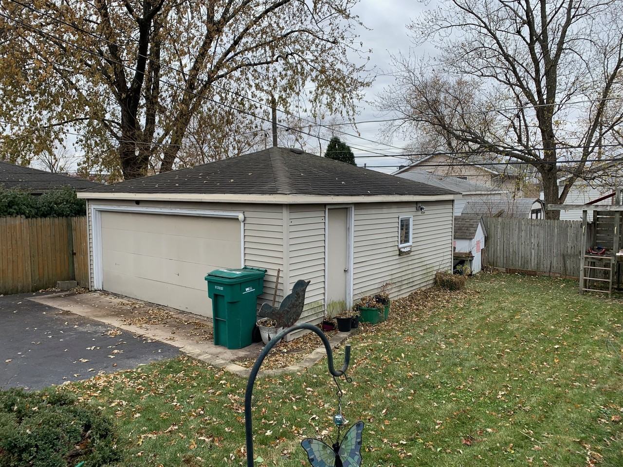 16732 Hobart Ave #NA - Photo 6 of 31