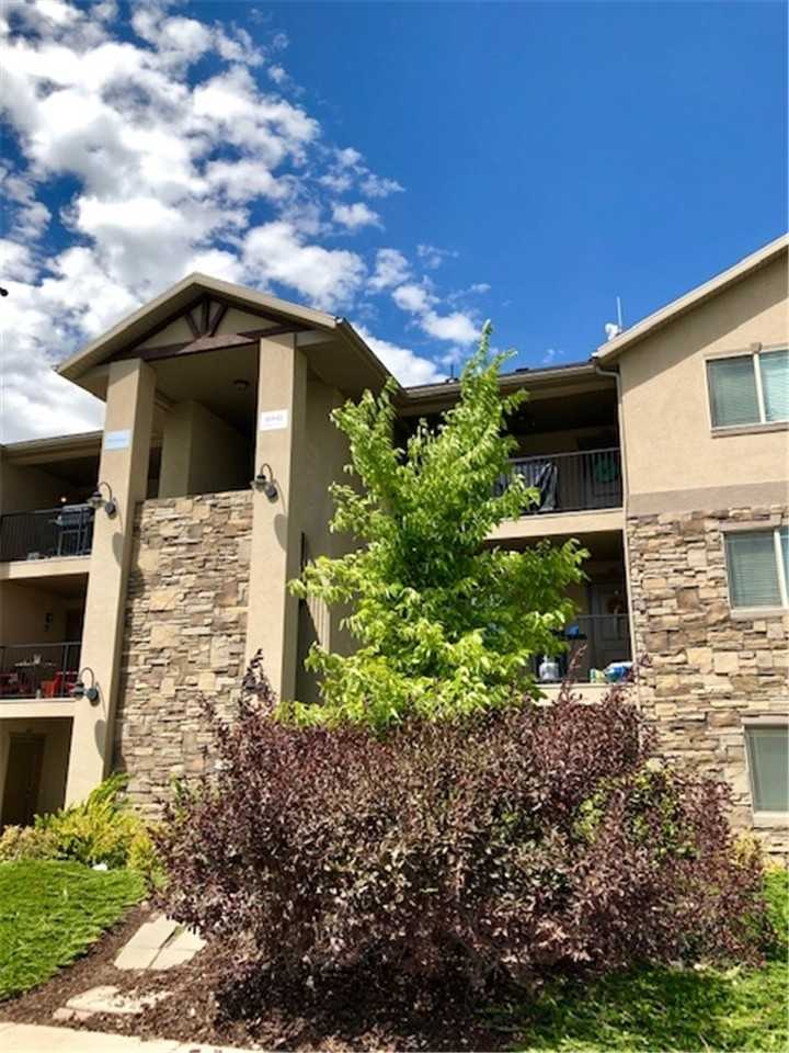 6941 S Village River Ln #6 - Photo 3 of 20