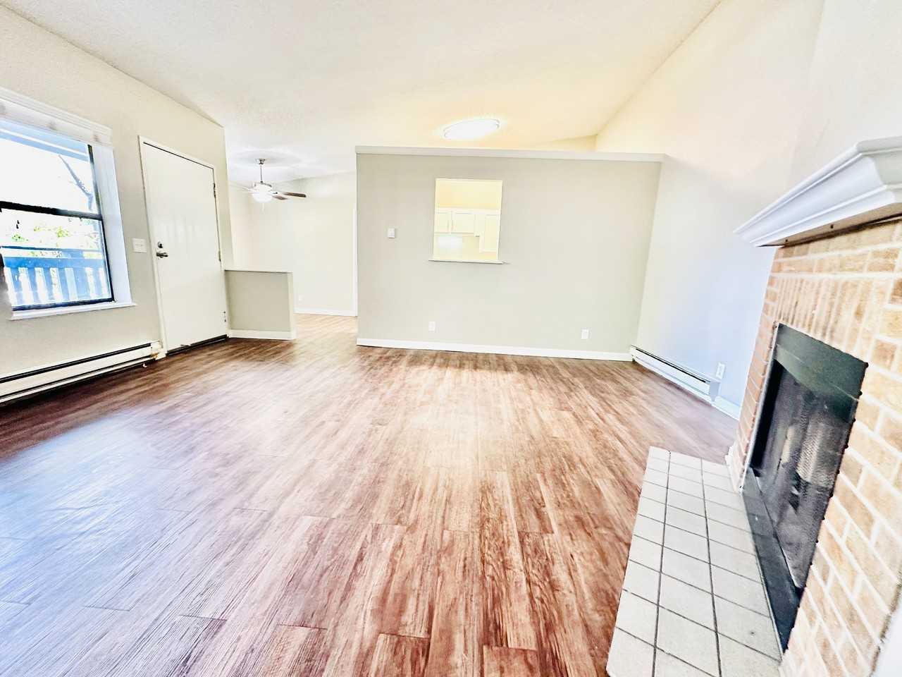 WILLOW RUSH - Photo 7 of 33