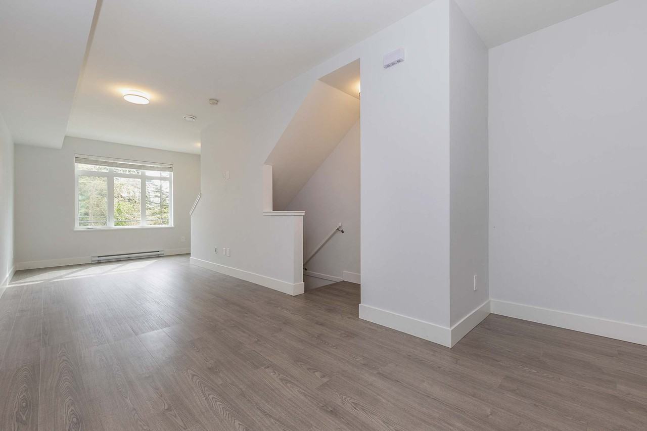 2070 Oak Meadows Drive - Photo 6 of 26