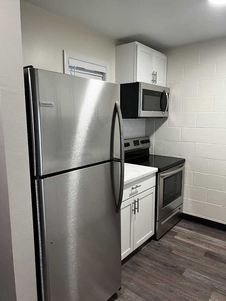 24 South Ewing Street - Photo 2 of 10