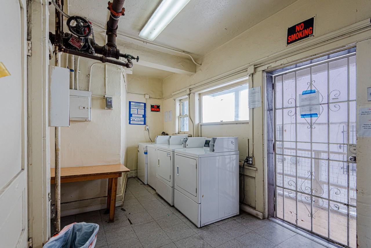 2622 San Marino St. - Photo 2 of 27