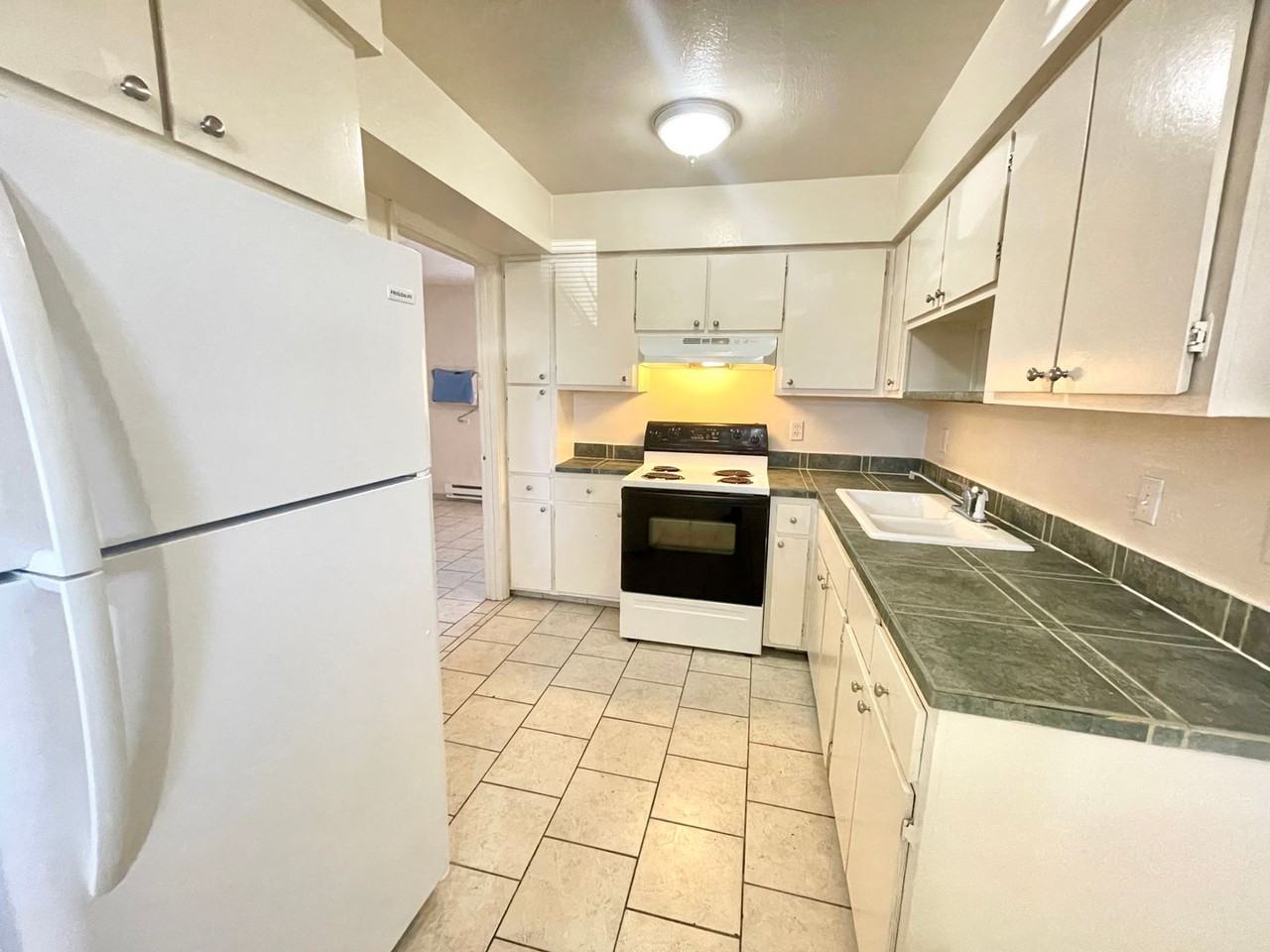 Amherst - Photo 3 of 15