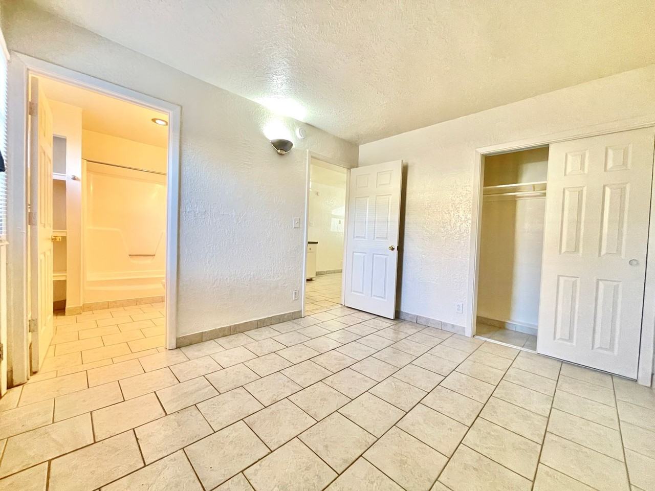 Amherst - Photo 4 of 15