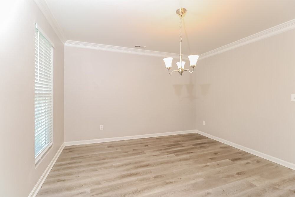 9802 Steele Meadow Rd - Photo 7 of 17