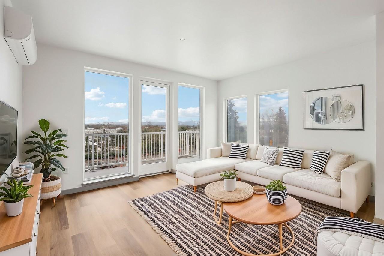 Grand Vista Apartments - Photo 7 of 7