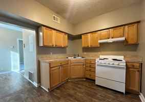 featured image of 880 Wilson Ave