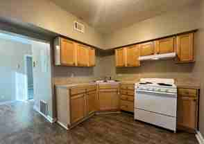 880 Wilson Avenue - Photo 1 of 1