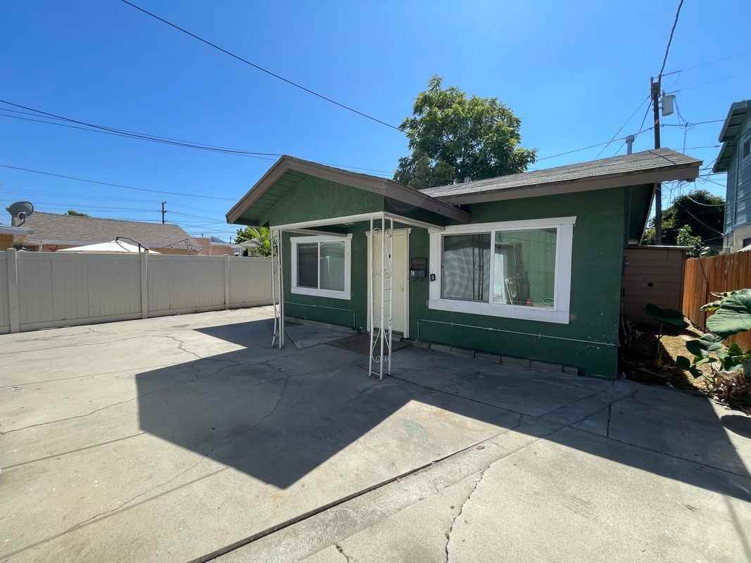 480 E Plymouth St - Photo 2 of 21