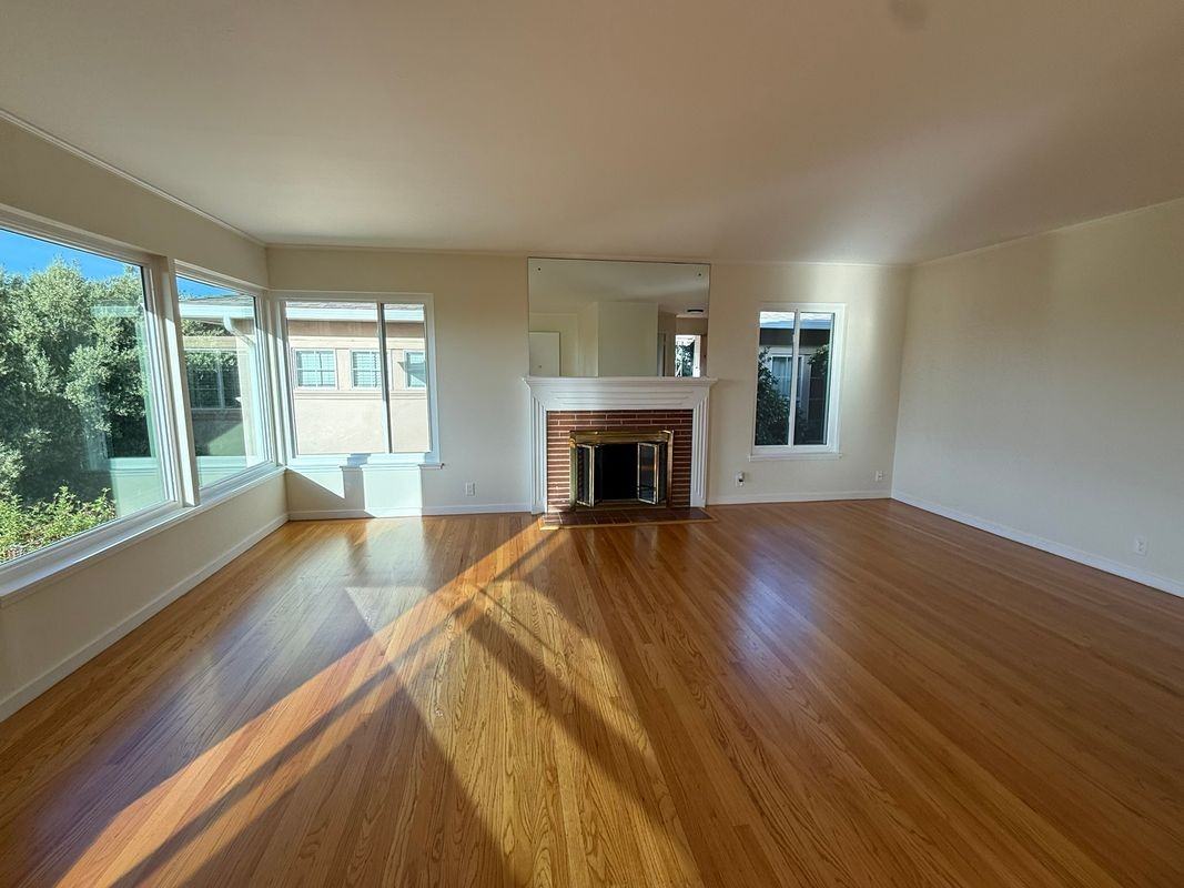 209 Malcolm Ave - Photo 3 of 19