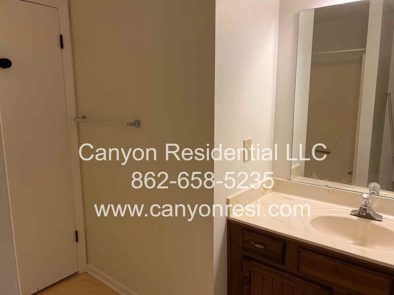 2494 Shenandoah Dr - Photo 6 of 30