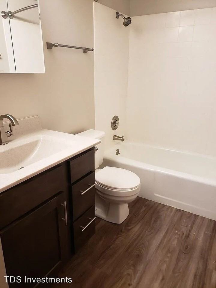 Parkside Apts. (TDS) - Photo 6 of 8