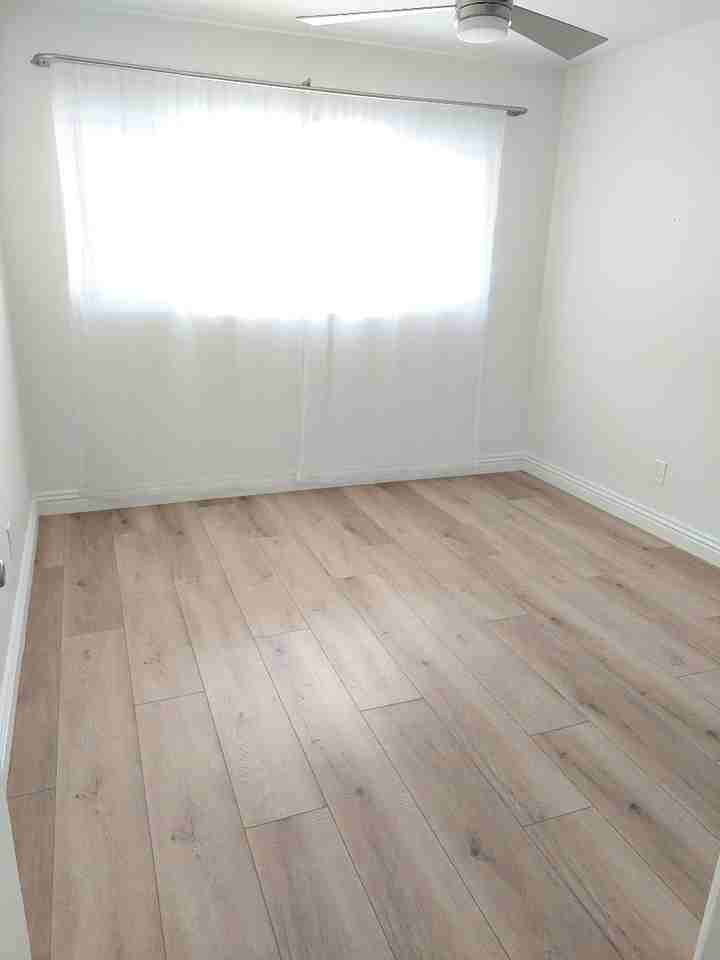 6640 Woodman Ave - Photo 3 of 7