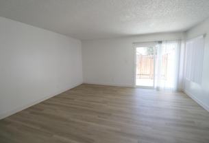 2544 W Winston Rd - Photo 1 of 1