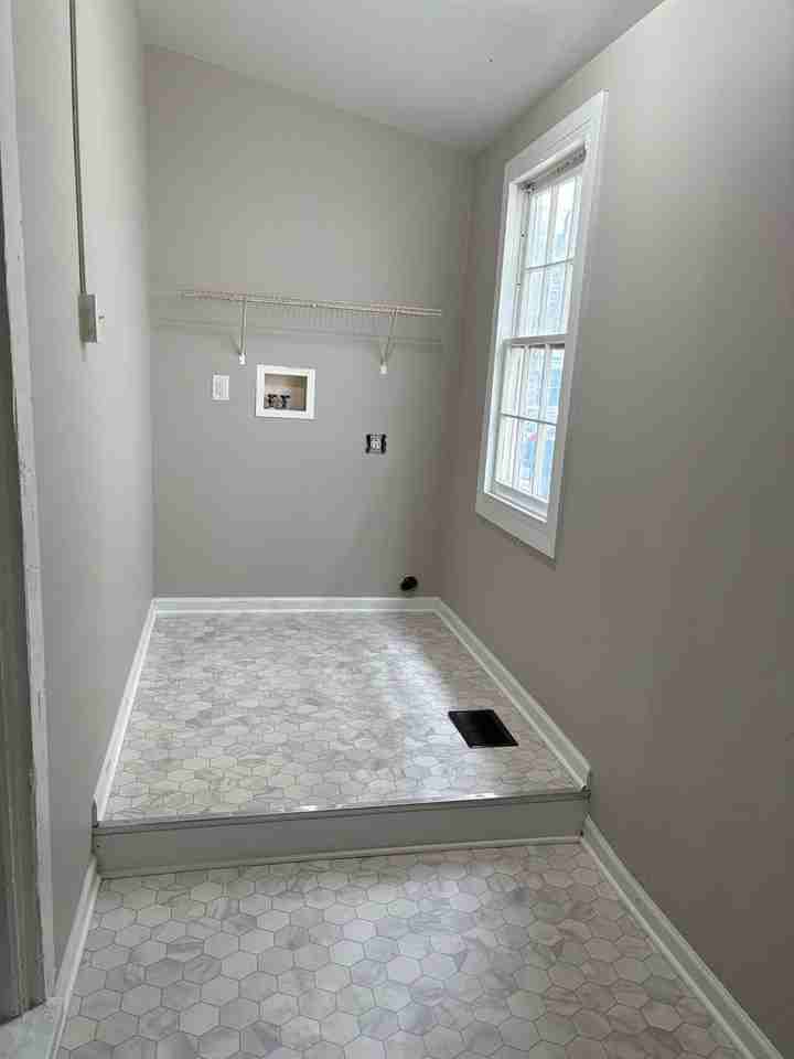 414 414 N Pitt St - Photo 6 of 14