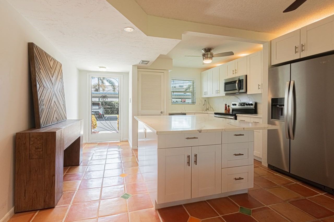 325 Charlemagne Blvd #A108 - Photo 4 of 31