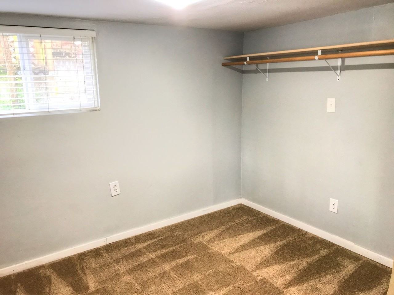 032 032 S Seymour St. + 4531 S Slavin Rd. - Photo 3 of 9