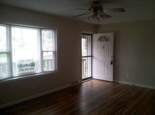 7028 Hunter St - Photo 2 of 9