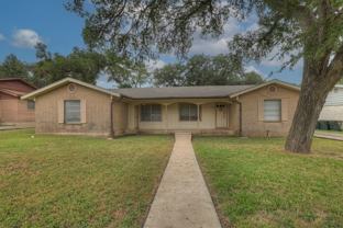 334/336 Craddock - Photo 1 of 1