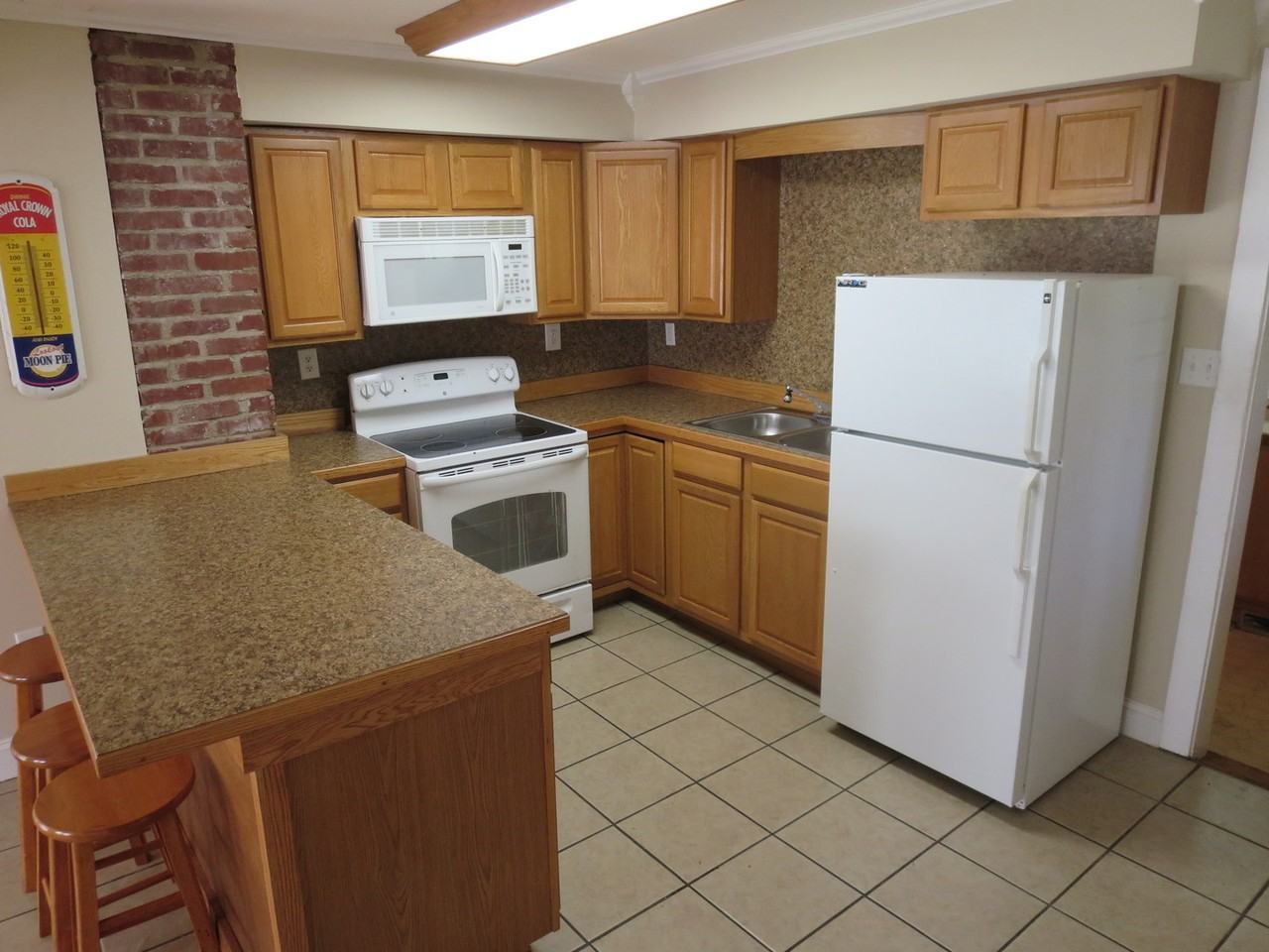 133 Alton Rd - Photo 2 of 15