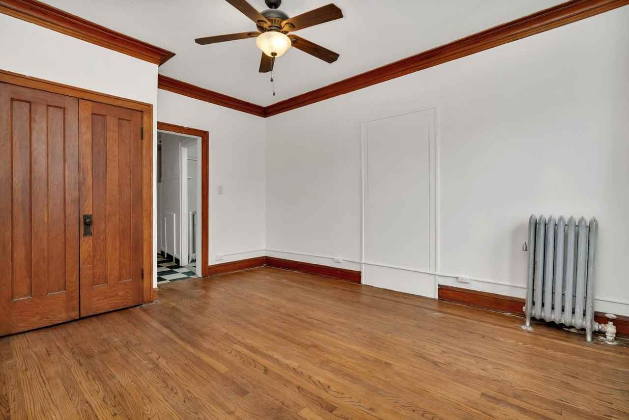 806-808 Arlington Apartments - Photo 6 of 9