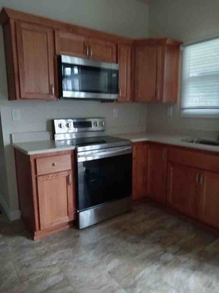 1205 Se Mill St - Photo 3 of 8