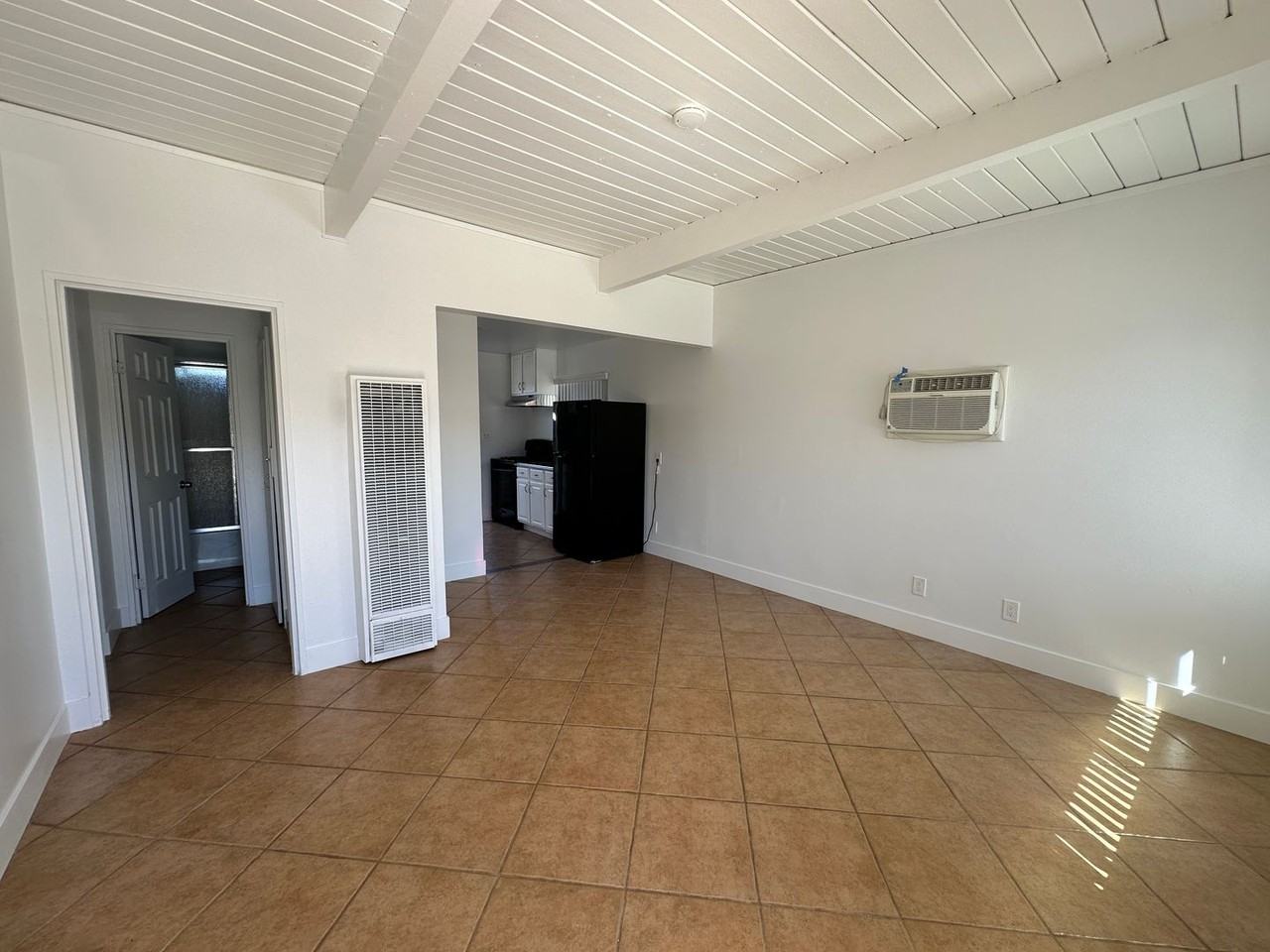 8128 Dodie St - Photo 3 of 16