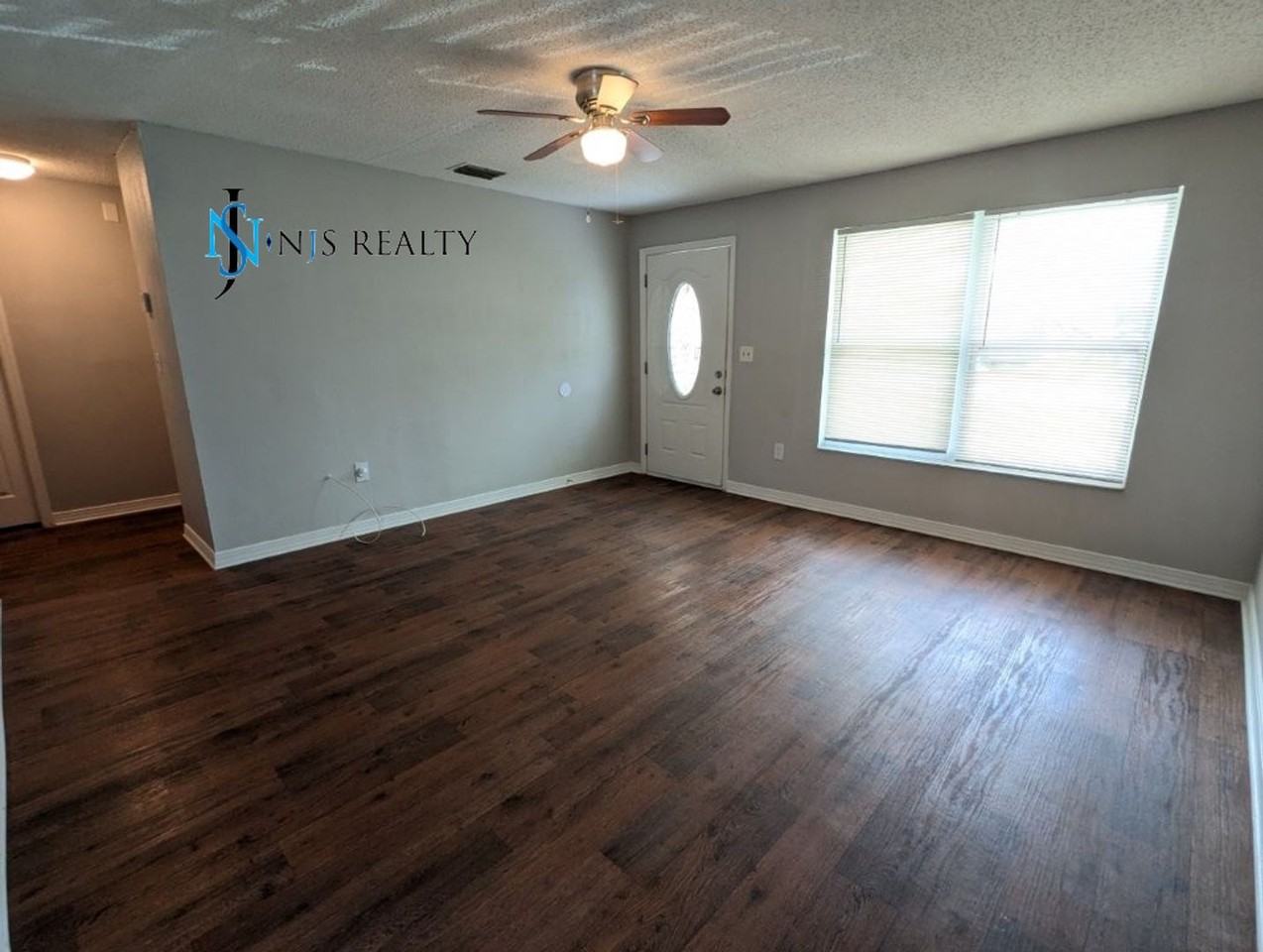 3153 Lodi Dr - Photo 3 of 20