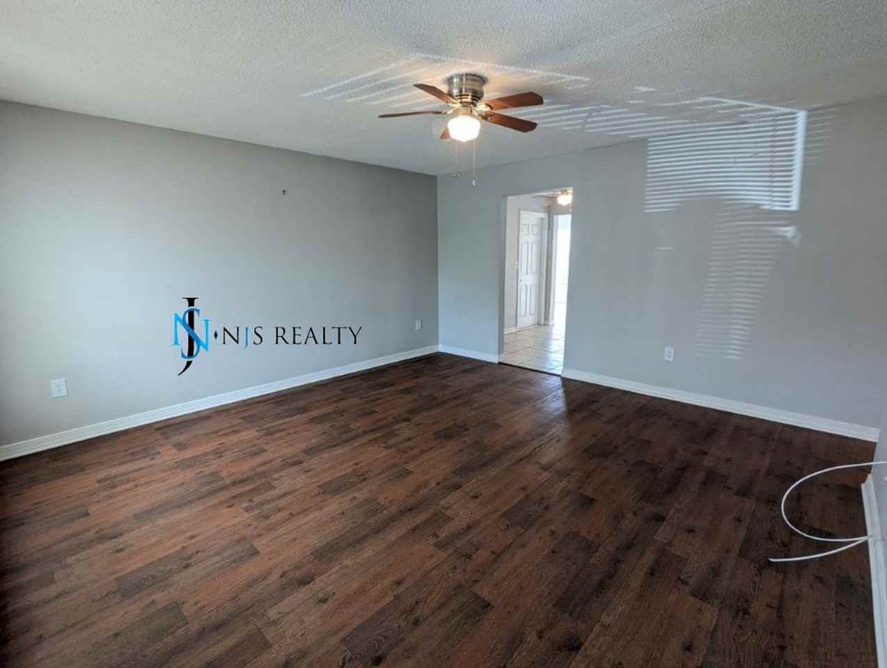 3153 Lodi Dr - Photo 4 of 20