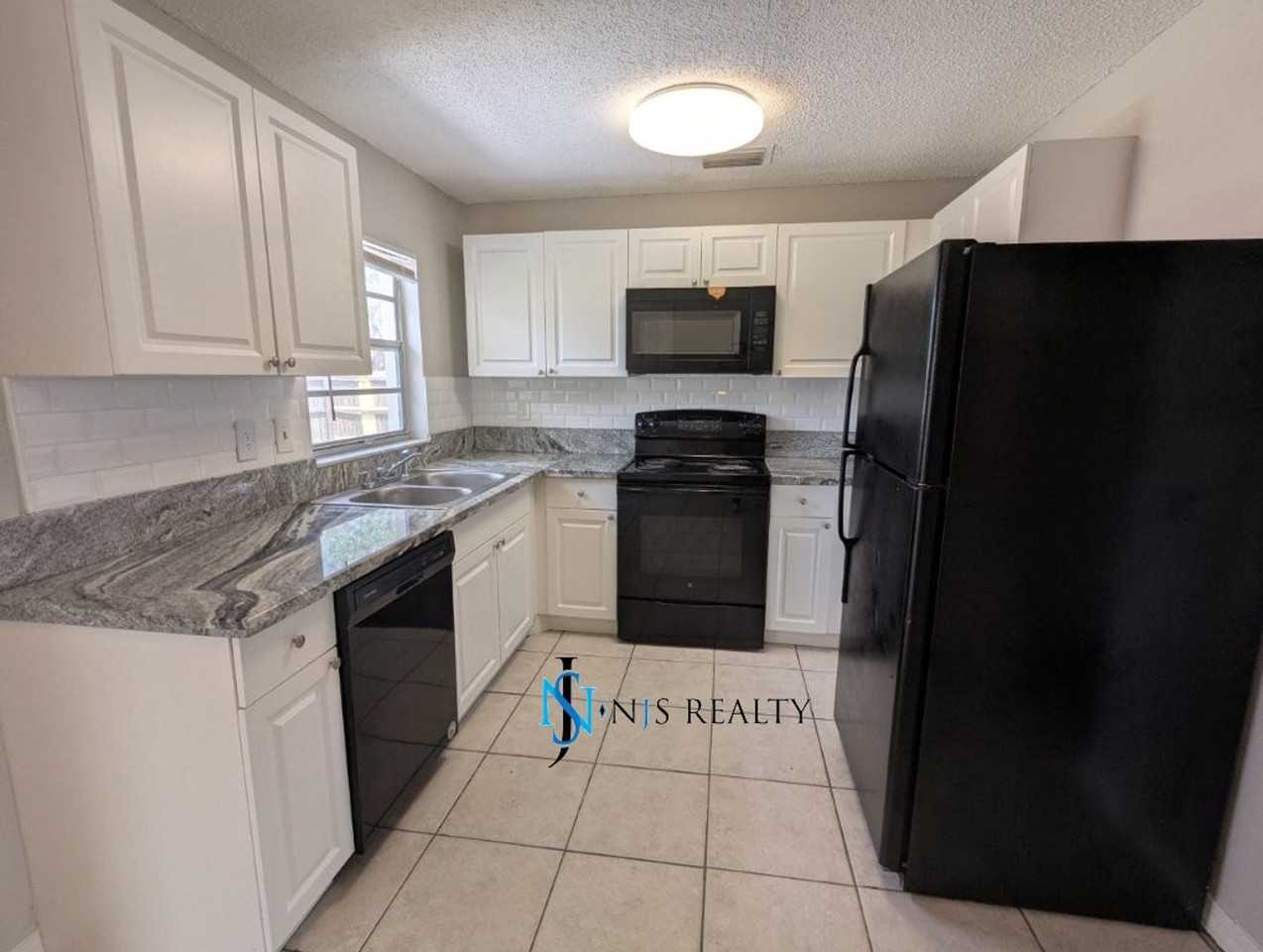 3153 Lodi Dr - Photo 6 of 20