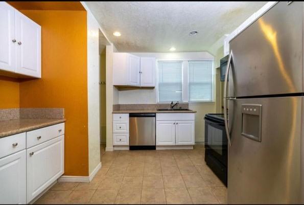 2608 1st Ave N - Photo 3 of 9