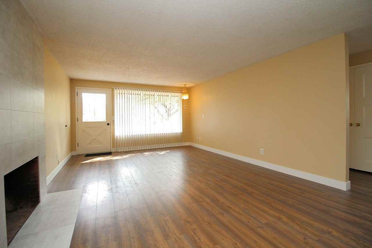 5536 Se Harlow St - Photo 3 of 29