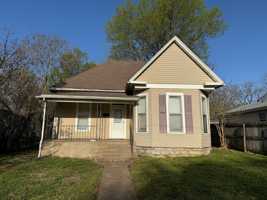 featured image of 1021 N Sherman Ave