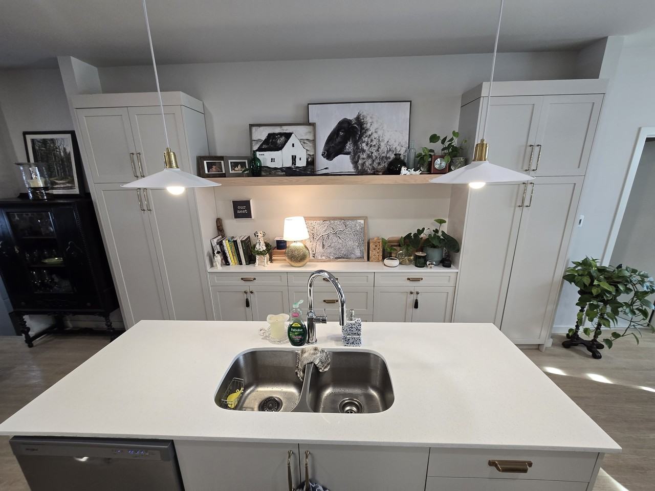 776 Carter Ave #MAIN - Photo 3 of 12