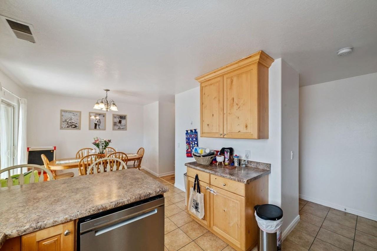 18 North 300 East #7 - Photo 6 of 28