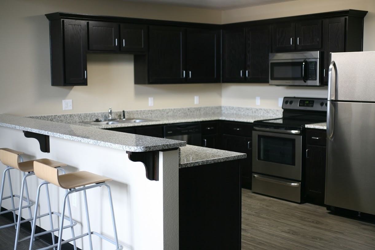 627 E. Bear Blvd - Photo 3 of 33